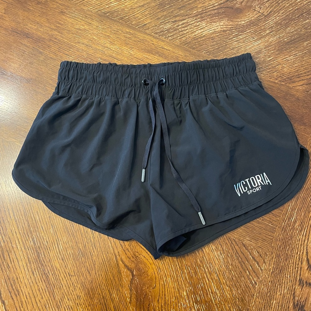 Victoria’s Secret (Victoria Sport) Black athletic Women's Shorts size small